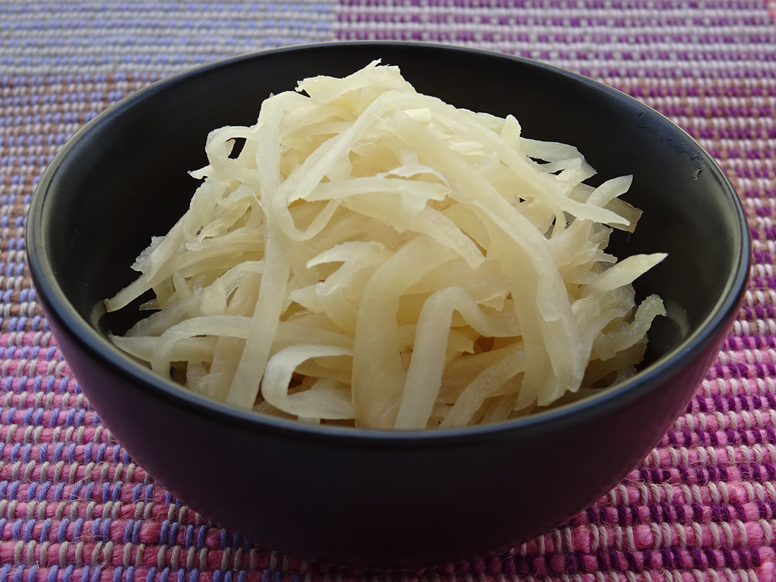 新しょうがのごま油和え